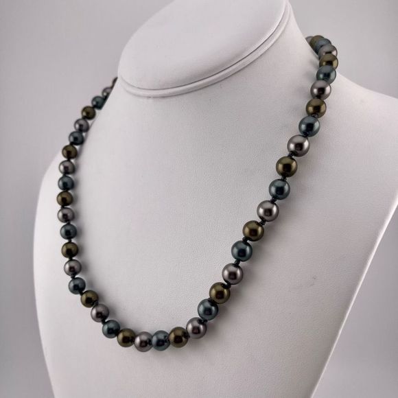 Vintage Signed Roman Faux Pearl Necklace - Picture 2 of 4